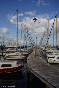Pier 1 null